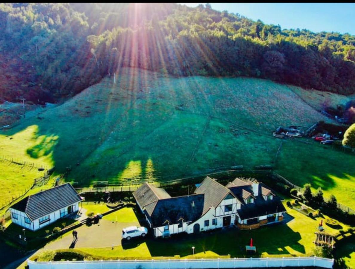 Skyline Mountain View Lodge Up To 16 People Rotorua Buitenkant foto